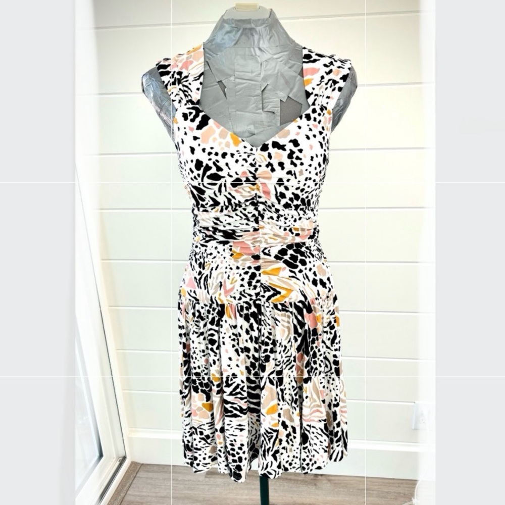 NWOT Anthropologie Ramona Dress Size M Ruched Jersey Stretchy White Animal Print - Picture 13 of 13